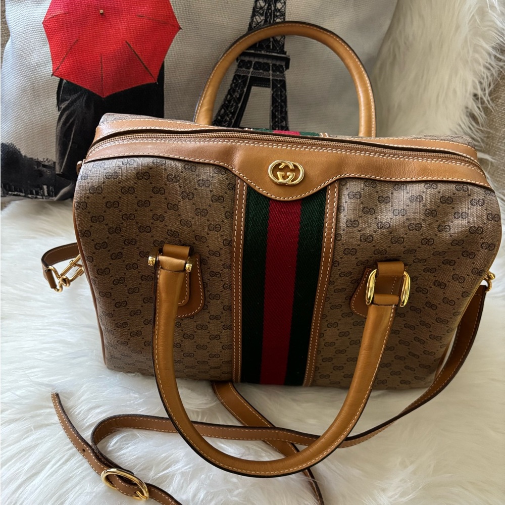 💯 Authentic Gucci Brown and Tan Monogram Satchel